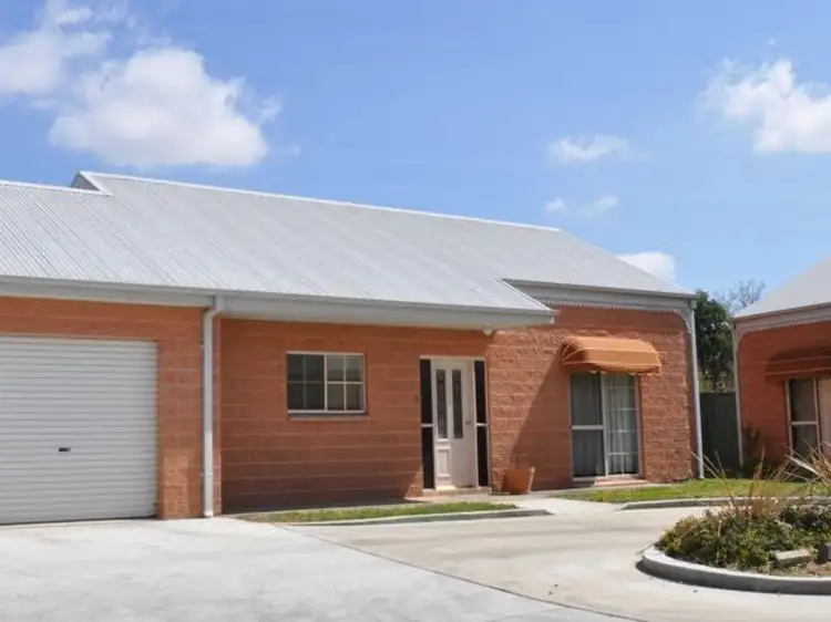 2/129 Keppel Street, Bathurst NSW 2795