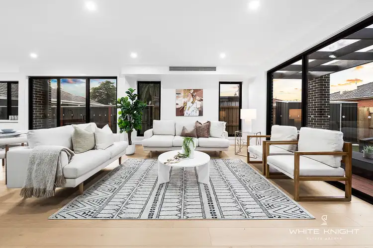 18A Lake Street, Avondale Heights VIC 3034