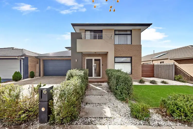 6 Gilfillan Circuit, Thornhill Park VIC 3335