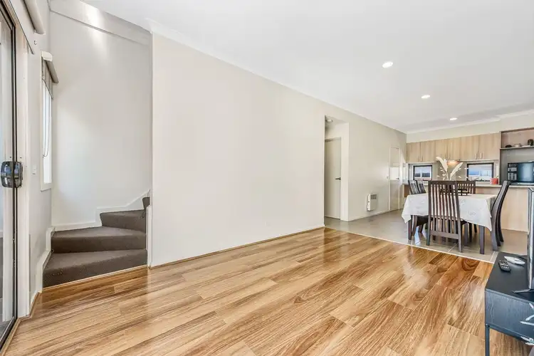 8/6 Huckson Street, Dandenong VIC 3175