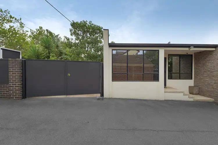 1/5 James Street, Heidelberg Heights VIC 3081