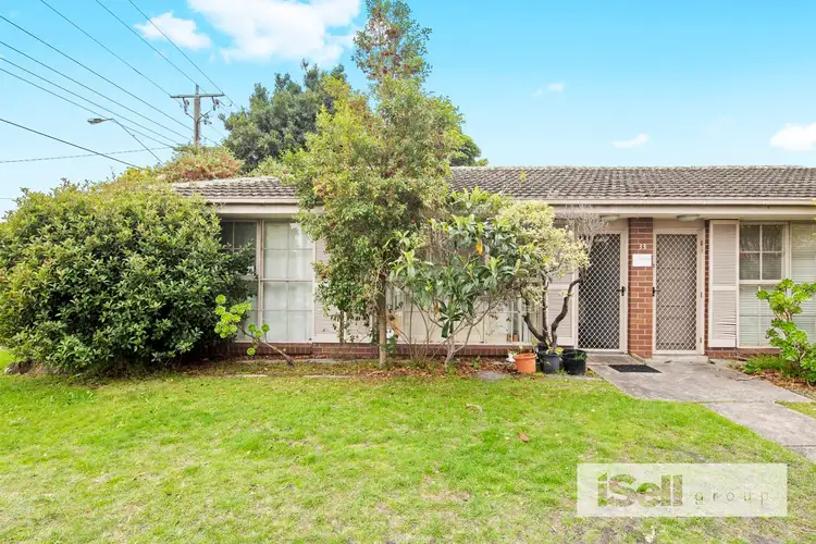 Main view of Homely unit listing, 1/33 Windsor Avenue, Springvale VIC 3171