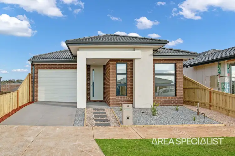 13 Newcastle Road, Rockbank VIC 3335