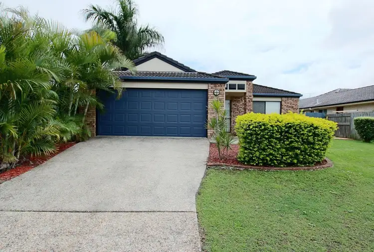 8 LINKS AVENUE, Meadowbrook QLD 4131
