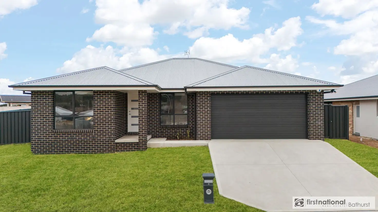 Main view of Homely house listing, 4 Hoynes Circuit, Blayney NSW 2799