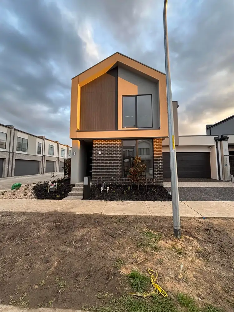 Fourth view of Homely townhouse listing, 30 Middleborough Terrace, Clyde VIC 3978