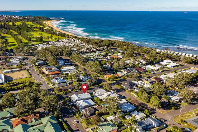 1A Moronga Street, Bateau Bay NSW 2261