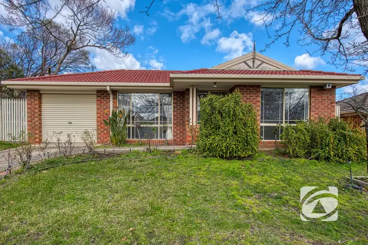 6 Kirrilee Court, Berwick VIC 3806