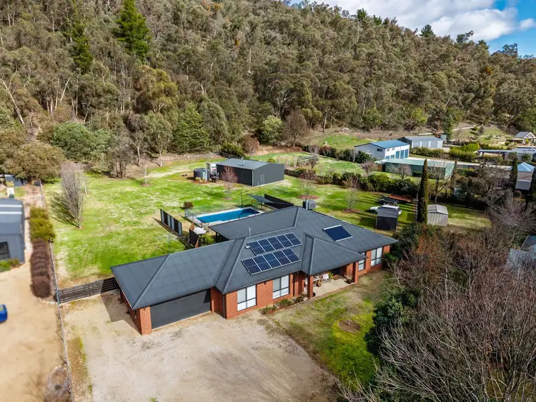 4 Tempo Crescent, Bright VIC 3741