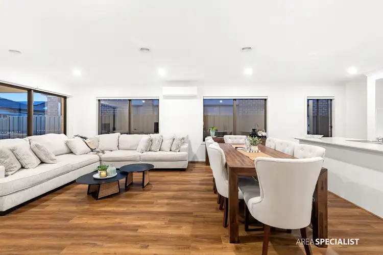 Sixth view of Homely house listing, 18 Canmore Street, Werribee VIC 3030