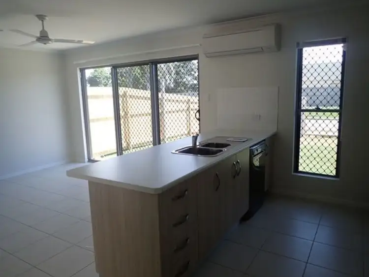 Fourth view of Homely unit listing, 11/74 Makybe Diva Drive, Ooralea QLD 4740