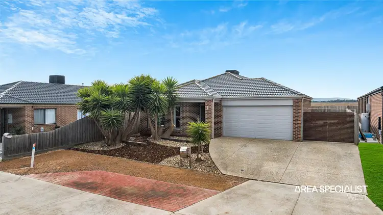 Second view of Homely house listing, 21 Noranda Circuit, Harkness VIC 3337