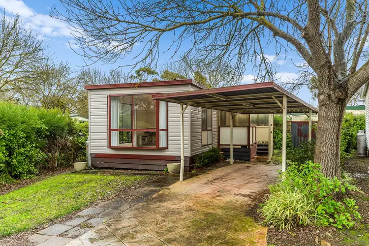 105/98 Bungower Road, Mornington VIC 3931