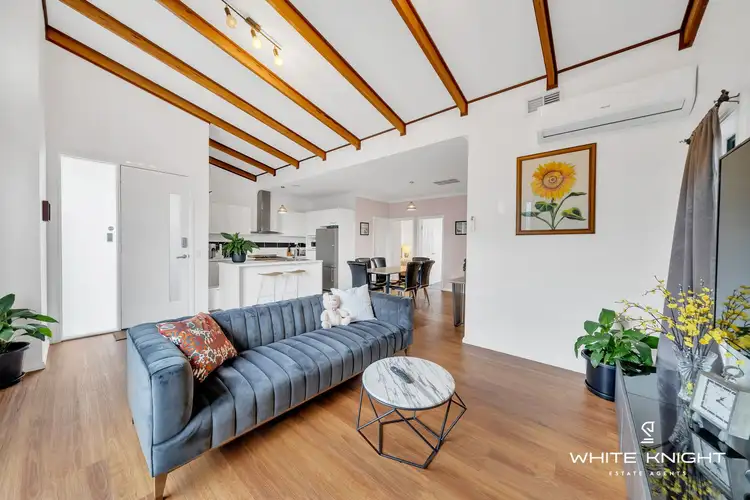2/17 Pennell Avenue, St Albans VIC 3021