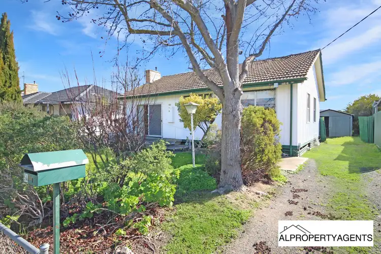 54 Elizabeth Street, Horsham VIC 3400