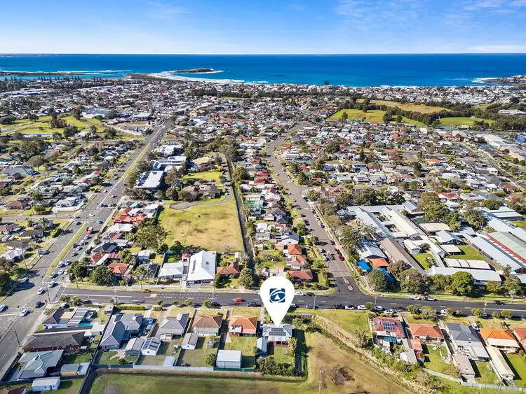 Fourth view of Homely house listing, 10 Leawarra Avenue, Warilla NSW 2528