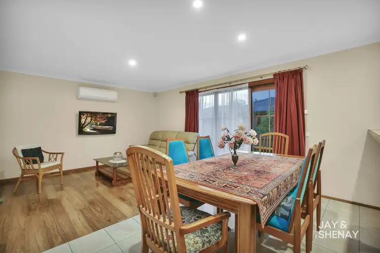 Fifth view of Homely house listing, 7 Reema Boulevard, Endeavour Hills VIC 3802