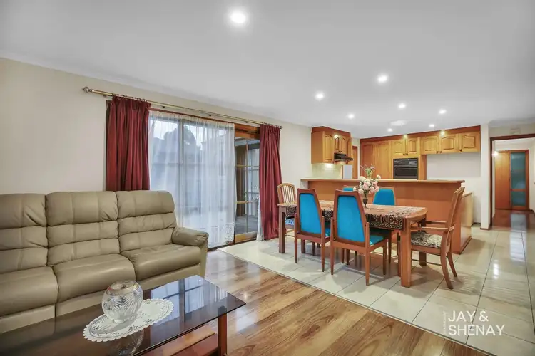 Sixth view of Homely house listing, 7 Reema Boulevard, Endeavour Hills VIC 3802