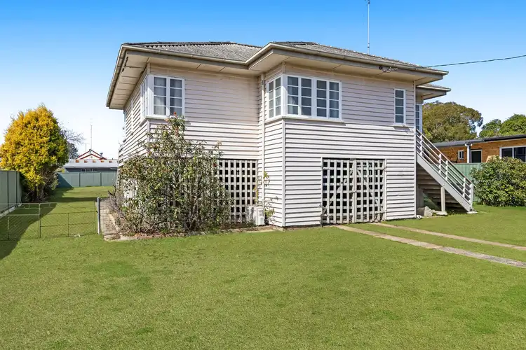 22 Myrtle Avenue, Warwick QLD 4370