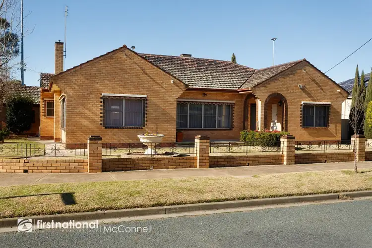 12 Dawes Road