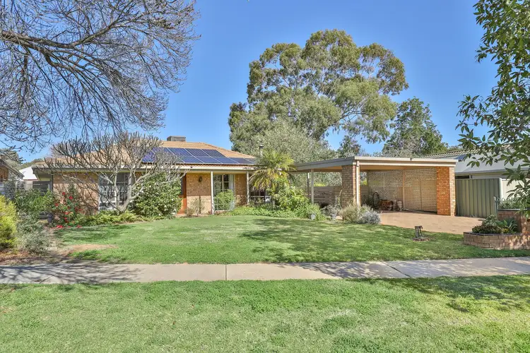 11 Ford Close