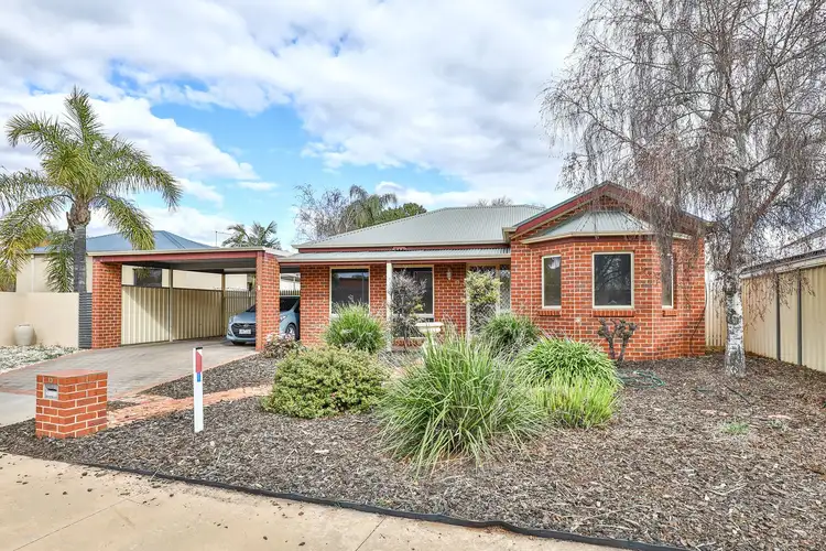 13 Jandra Court