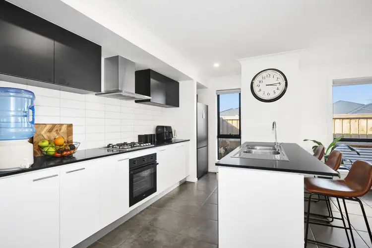 Sixth view of Homely house listing, 21 Garrison Loop, Clyde North VIC 3978