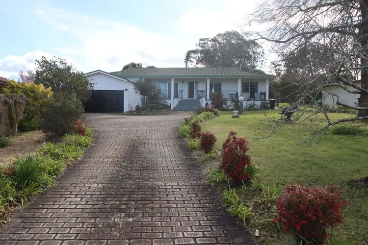 46 George Street, Tenterfield NSW 2372