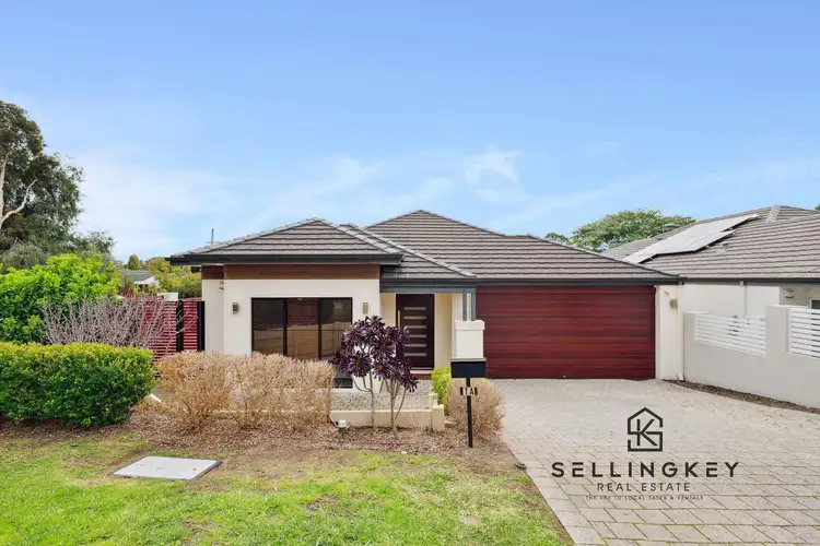 1A Ochiltree Way, Kardinya WA 6163