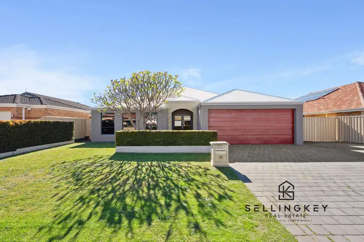 18 Bradshaw Street, Canning Vale WA 6155
