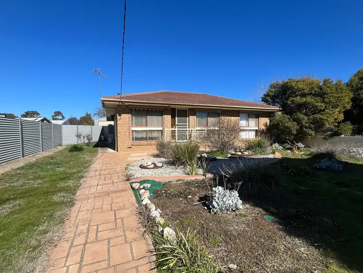 10 Carrick Street, Maryborough VIC 3465