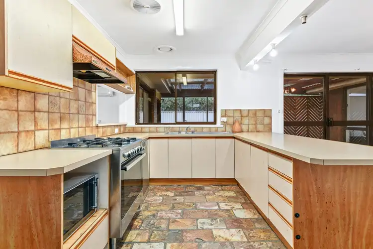 Fifth view of Homely house listing, 10 Turramurra Drive, Keysborough VIC 3173