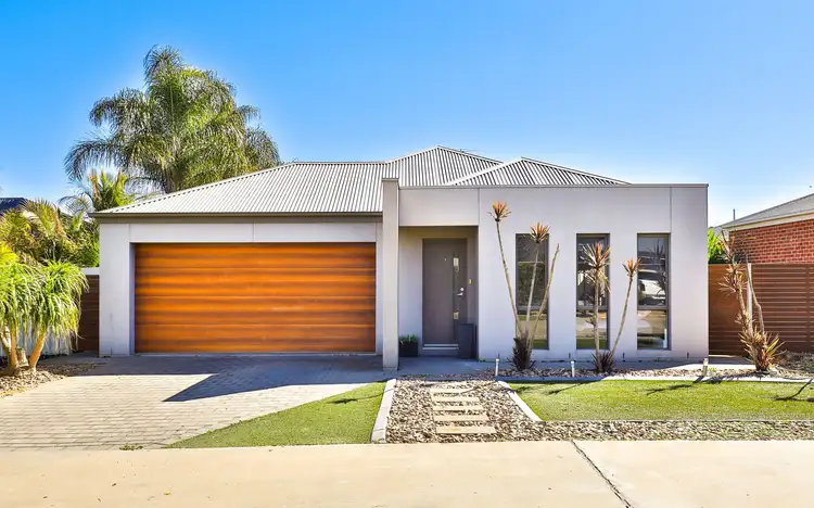 5 John Monash Boulevard