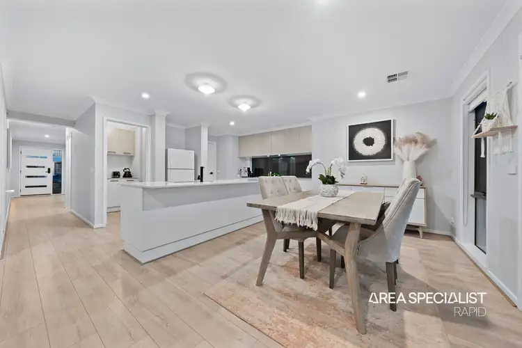 Seventh view of Homely house listing, 14 Huey Circuit, Cranbourne VIC 3977