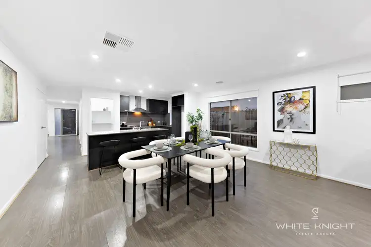 Fourth view of Homely house listing, 5 Aubisque Close, Fraser Rise VIC 3336