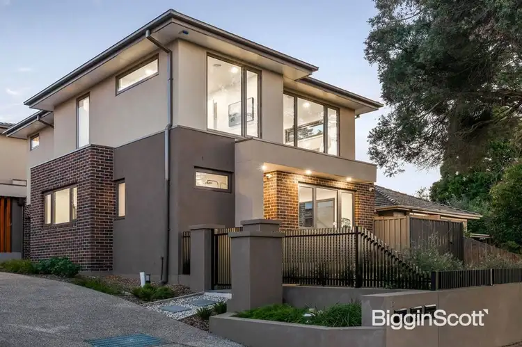 1/12 Ascot Street, Doncaster East VIC 3109