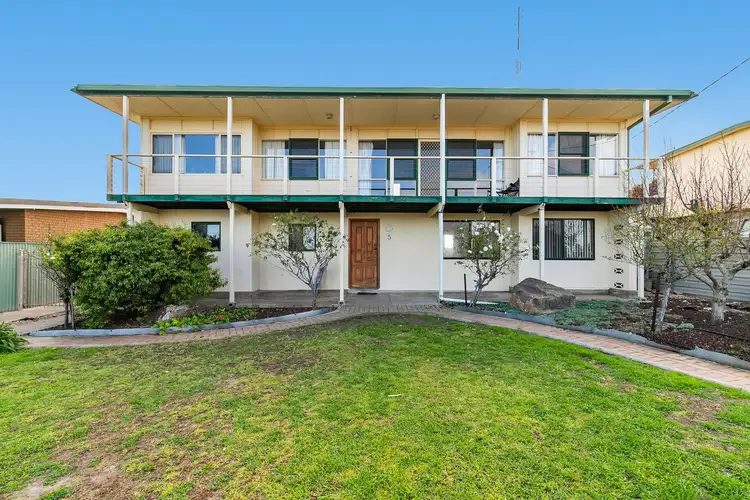 5 Kuhn Terrace