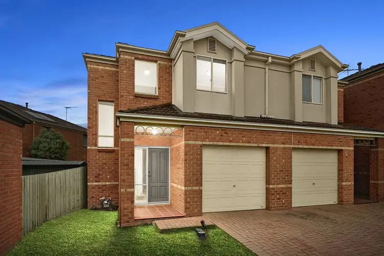 51 St Laurent Rise, Knoxfield VIC 3180