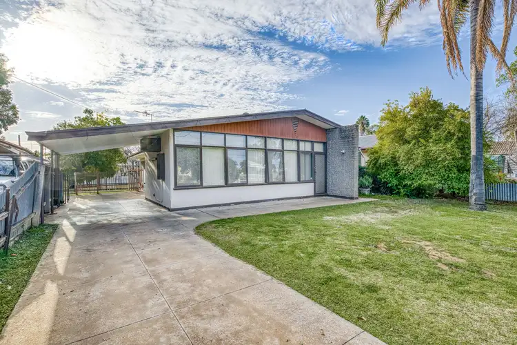 11 Barry Avenue