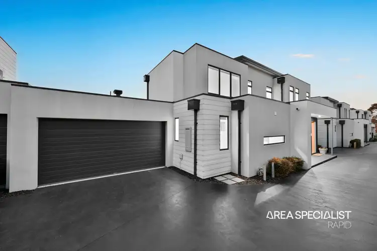 3/225 Thames Promenade, Chelsea Heights VIC 3196