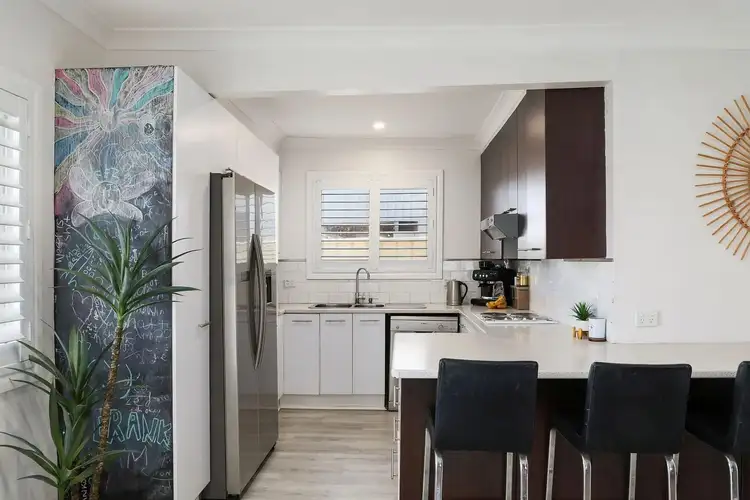 17 GEORGE EVANS ROAD, Killarney Vale NSW 2261