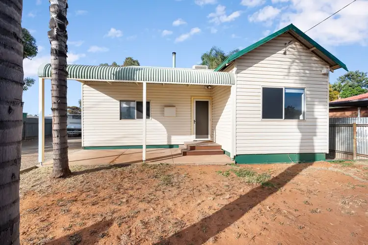 88 North Terrace, Victory Heights WA 6432