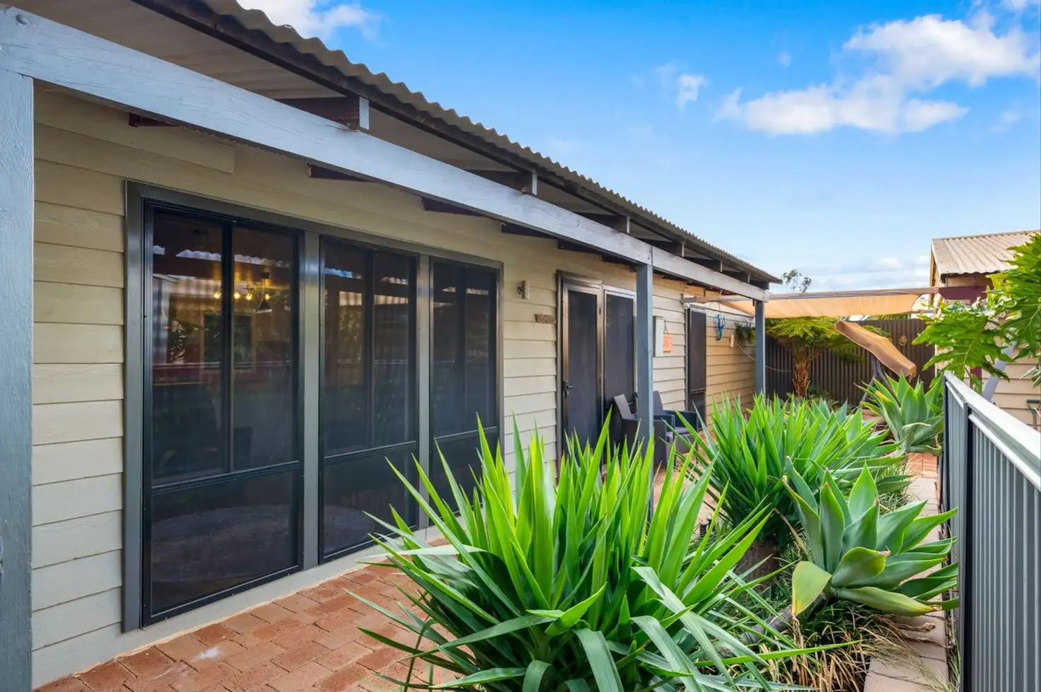 Main view of Homely house listing, 4/8 Rodgers Way, SOUTH KALGOORLIE, Kalgoorlie WA 6430