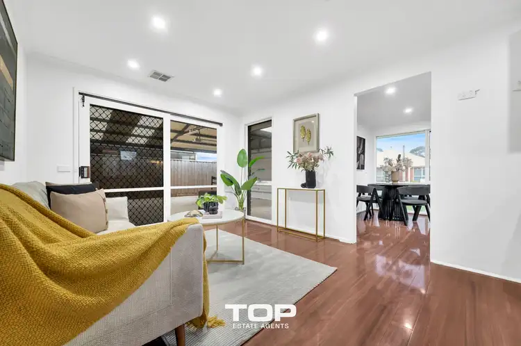 Sixth view of Homely house listing, 2 Christine Place, Cranbourne North VIC 3977