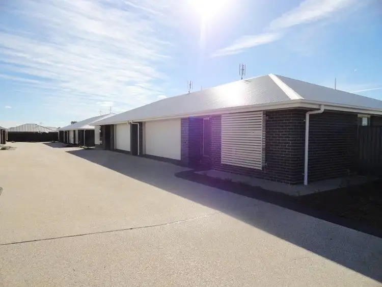 7/104-106 Windmill Road, Chinchilla QLD 4413