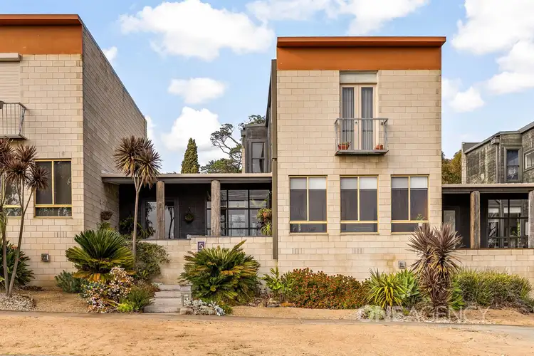 Second view of Homely house listing, 5 Outlook Way, Sunbury VIC 3429