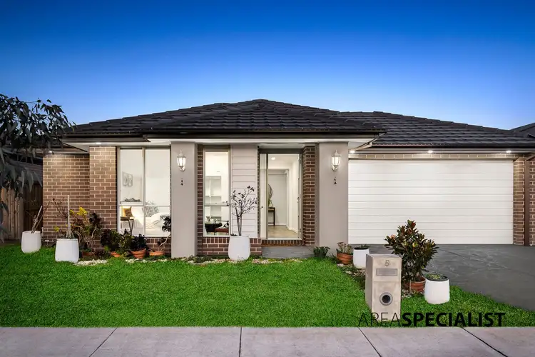 5 Villa Doria Drive, Clyde North VIC 3978