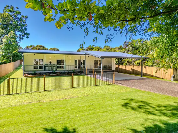 18 Maud Street, Flying Fish Point QLD 4860