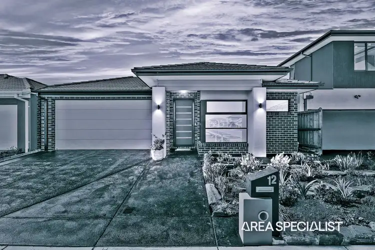 12 Undara Road, Clyde North VIC 3978