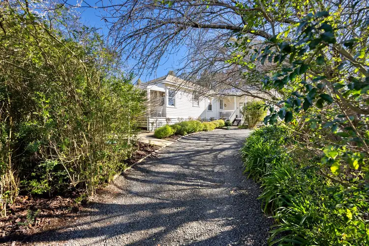14 Clarence Street, Loch VIC 3945